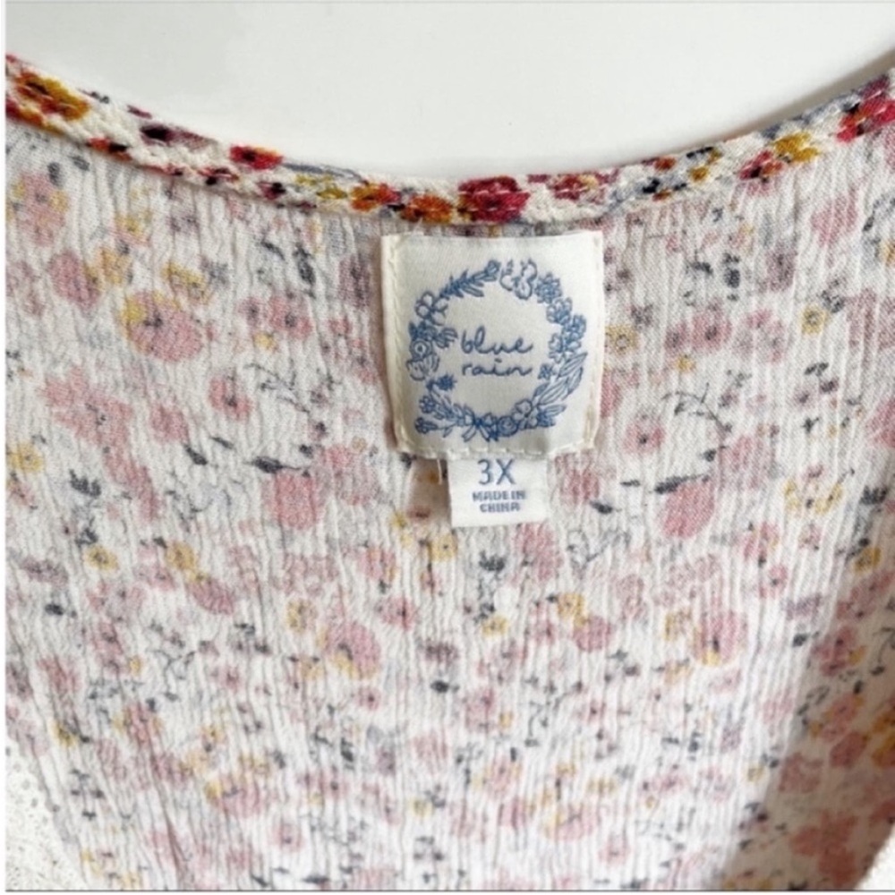 Blue Rain Francesca's Quincy tank top cream red floral crochet sleeveless - Picture 7 of 10